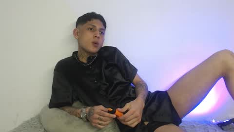  CAMILA Y SEBASTIAN online show from January 17, 2026, 11:26 am