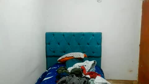 Snapshot of sebas_baby chatting on June 11, 2026, 12:32 am SEBASTIAN online show from June 11, 2026, 12:32 am