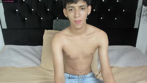 Sebastian Alvarez online show from May 10, 2026, 1:44 am