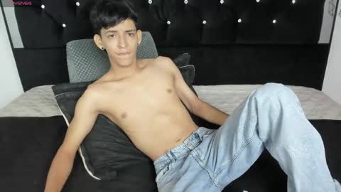 Sebastian Alvarez online show from June 6, 2026, 2:38 am