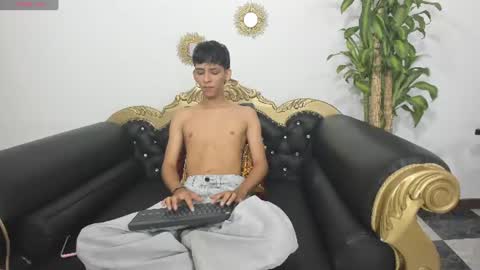 Sebastian Alvarez online show from June 21, 2026, 7:27 pm