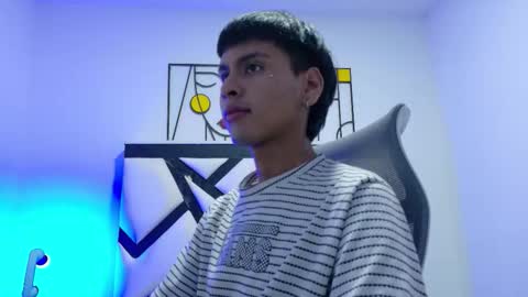 Snapshot of sebas_lover_ chatting on November 5, 2025, 10:21 pm SEBASTIAN online show from November 5, 2025, 10:21 pm