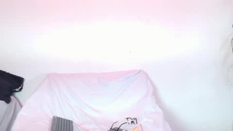 Snapshot of sebas_n_aly chatting on May 11, 2026, 11:02 pm ely online show from May 11, 2026, 11:02 pm