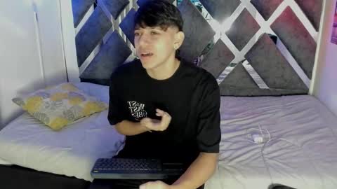 sebas_pretty7 online show from December 4, 2025, 12:25 pm