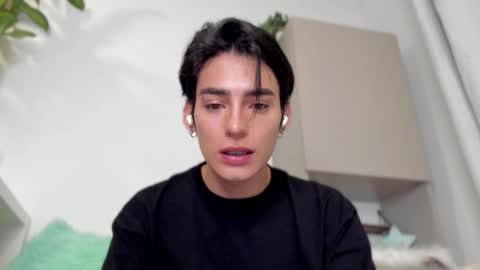 sebastian online show from January 5, 2025, 11:33 pm