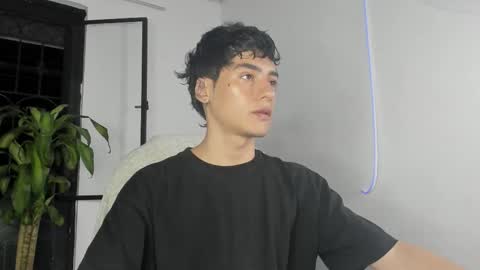 sebastian online show from September 22, 2025, 11:07 pm