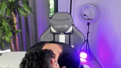 sebastian online show from February 4, 2026, 3:51 pm