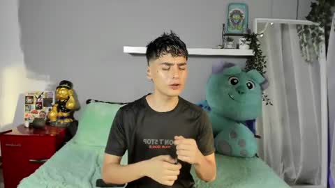 sebastian online show from June 18, 2026, 10:03 pm