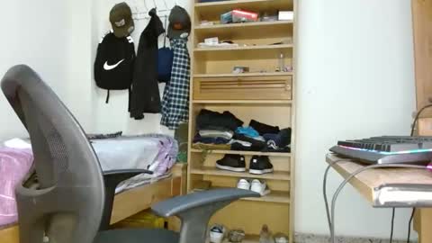 Sebas online show from February 8, 2025, 11:34 pm