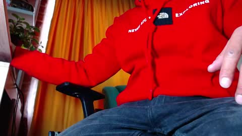Snapshot of sebastian_025 chatting on April 25, 2026, 1:41 pm Sebastian online show from April 25, 2026, 1:41 pm