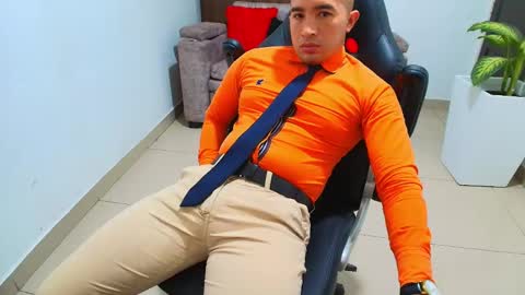 juan  sebastian online show from February 26, 2025, 6:32 pm