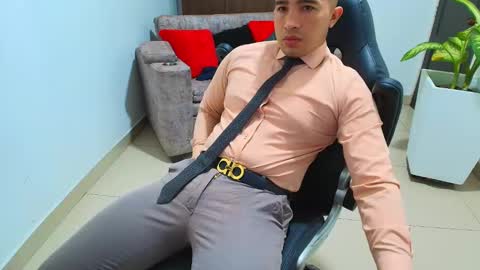 juan  sebastian online show from March 4, 2025, 12:12 pm