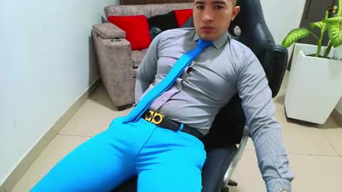 juan  sebastian online show from March 7, 2025, 12:34 pm