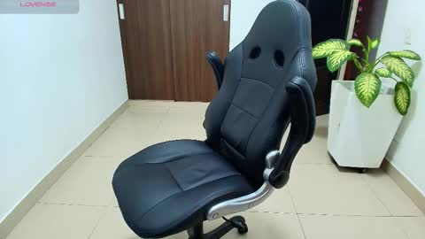 juan  sebastian online show from November 5, 2025, 1:00 pm