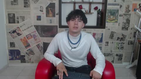 sebastian_rougue online show from April 7, 2026, 8:20 pm