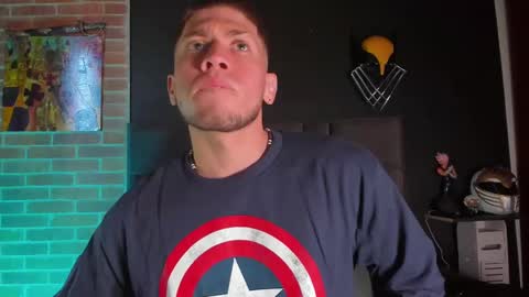 Snapshot of sebastianmaximoff chatting on February 1, 2025, 2:56 pm Sebastian online show from February 1, 2025, 2:56 pm