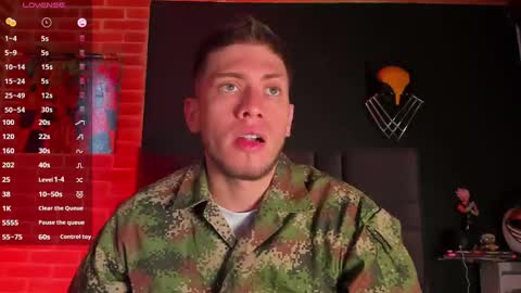 Snapshot of sebastianmaximoff chatting on February 9, 2025, 1:14 pm Sebastian online show from February 9, 2025, 1:14 pm