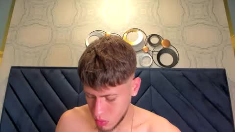 Snapshot of sebastianmaximoff chatting on September 15, 2025, 1:22 pm Sebastian online show from September 15, 2025, 1:22 pm