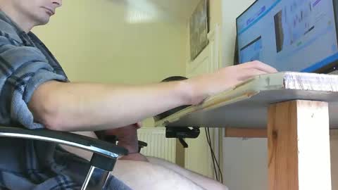 sebastianspalding450 online show from November 18, 2025, 10:41 am