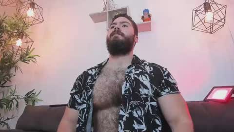 Instagram jeanpaulfit  online show from June 7, 2026, 8:56 pm