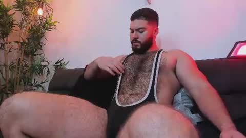 Instagram jeanpaulfit  online show from June 13, 2026, 9:02 pm