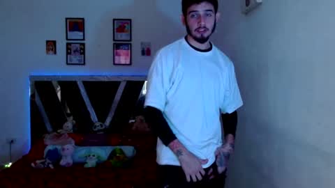 Sebas online show from May 17, 2026, 8:16 pm