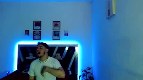 Sebas online show from June 22, 2026, 3:25 am
