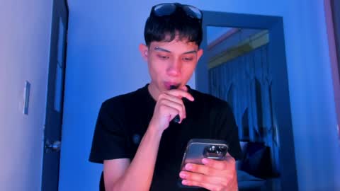 Sebastian online show from April 29, 2026, 4:38 am