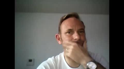 Snapshot of sebelcaballerofrances chatting on October 25, 2025, 4:24 pm sebelcaballerofrances online show from October 25, 2025, 4:24 pm