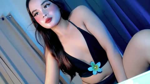 kwen online show from November 4, 2025, 2:49 pm