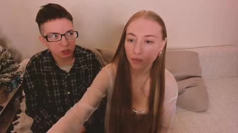 Amanda and  pair in a real life we love each other but can play with you online show from January 18, 2026, 5:50 pm