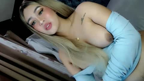 Snapshot of secret_lover22 chatting on January 26, 2025, 3:59 am Chloe online show from January 26, 2025, 3:59 am