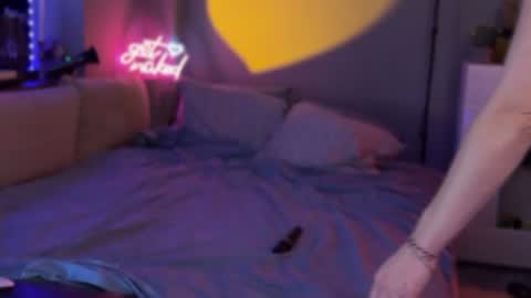 Snapshot of secret_lovers1 chatting on April 10, 2026, 11:31 pm Secret Lovers online show from April 10, 2026, 11:31 pm