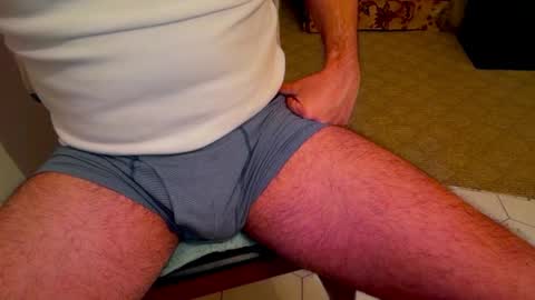 secret_neighbor_ online show from April 26, 2026, 1:47 am