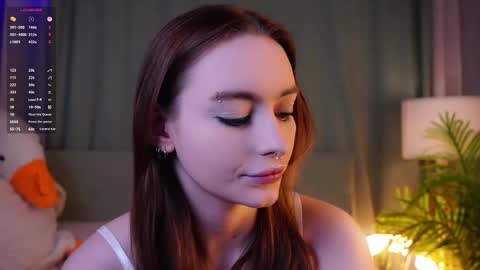 Lily online show from March 19, 2026, 3:27 pm