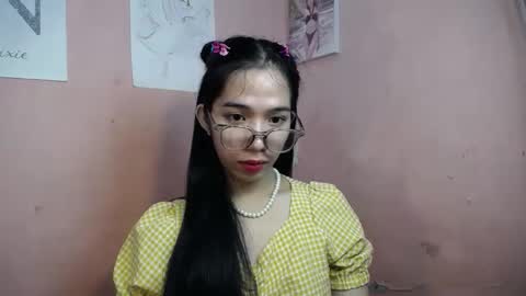 Snapshot of seductive_abia chatting on March 12, 2025, 7:59 pm JUST CALL ME ABIA online show from March 12, 2025, 7:59 pm