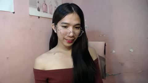 Snapshot of seductive_abia chatting on November 16, 2025, 10:32 am JUST CALL ME ABIA online show from November 16, 2025, 10:32 am