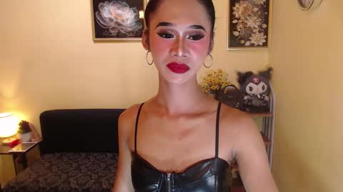 ashly online show from October 5, 2025, 2:43 am