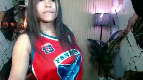 Snapshot of seductive_elle chatting on October 22, 2025, 1:33 pm ellie online show from October 22, 2025, 1:33 pm