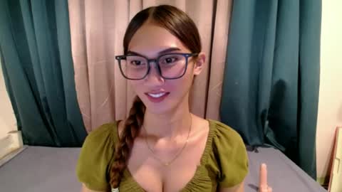 Snapshot of seductive_kimxxx chatting on June 26, 2026, 2:10 pm your miss universe kim online show from June 26, 2026, 2:10 pm