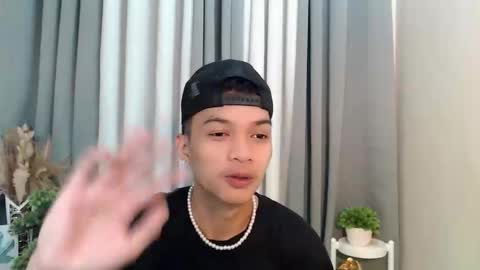 seductive_michael online show from April 19, 2026, 11:31 am