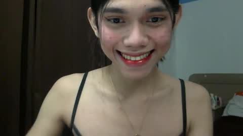 Snapshot of seductive_nessie chatting on November 23, 2025, 10:59 am seductive_nessie online show from November 23, 2025, 10:59 am