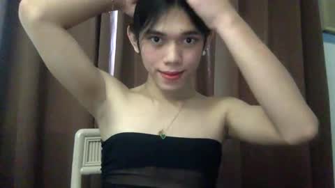 Snapshot of seductive_nessie chatting on November 29, 2025, 6:38 am seductive_nessie online show from November 29, 2025, 6:38 am