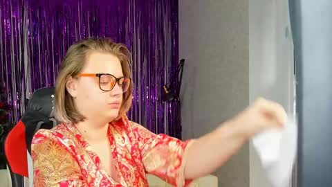 Snapshot of seductive_she_wolf chatting on January 26, 2025, 9:29 am seductive_she_wolf online show from January 26, 2025, 9:29 am