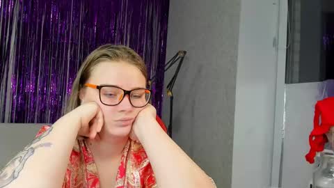 Snapshot of seductive_she_wolf chatting on January 26, 2025, 5:23 pm seductive_she_wolf online show from January 26, 2025, 5:23 pm