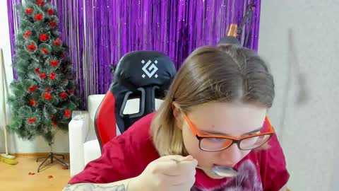 Snapshot of seductive_she_wolf chatting on February 2, 2025, 6:26 am seductive_she_wolf online show from February 2, 2025, 6:26 am