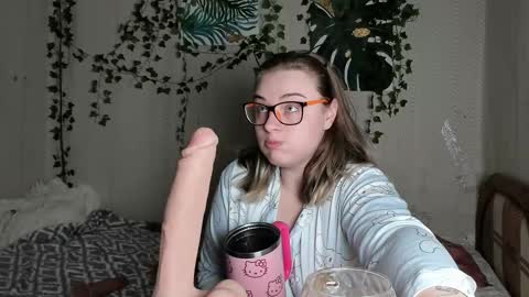 Snapshot of seductive_she_wolf chatting on September 11, 2025, 9:53 am seductive_she_wolf online show from September 11, 2025, 9:53 am