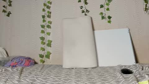 Snapshot of seductive_she_wolf chatting on September 23, 2025, 6:11 pm seductive_she_wolf online show from September 23, 2025, 6:11 pm