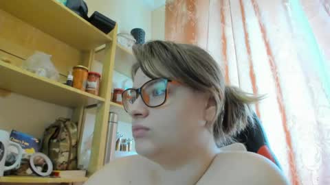seductive_she_wolf online show from April 23, 2026, 12:29 pm