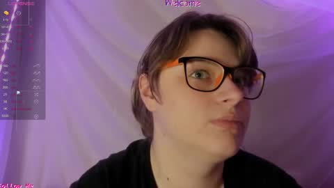 seductive_she_wolf online show from June 3, 2026, 3:28 pm